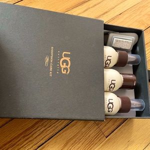 Ugg Sheepskin Care Kit NIB